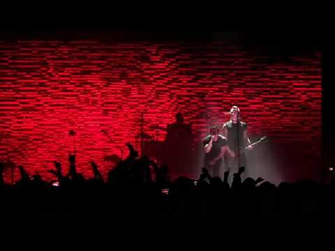 Nine Inch Nails - Closer (live from the LiTS tour) HD