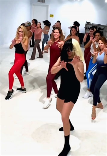 Dance Class Inspiration: Bad Romance Choreography