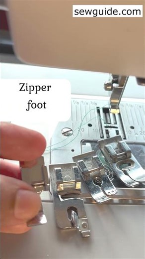 Day 3 of learning how to sew : Changing the presser foot on your machine