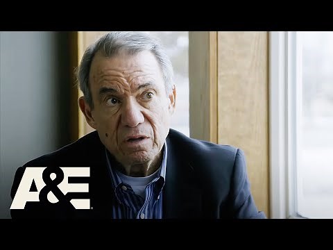 Doctor Helps Survivors of Polygamy | Secrets of Polygamy | A&E