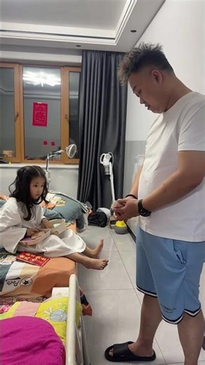 Spring Festival Frenzy: Human Cubs' Hilarious Mix-Ups Win Big