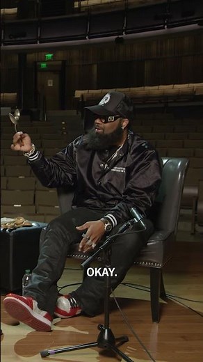 Blanco Brown teaches audiences how to play the spoons, an art form that was practiced by Bobby Hebb.