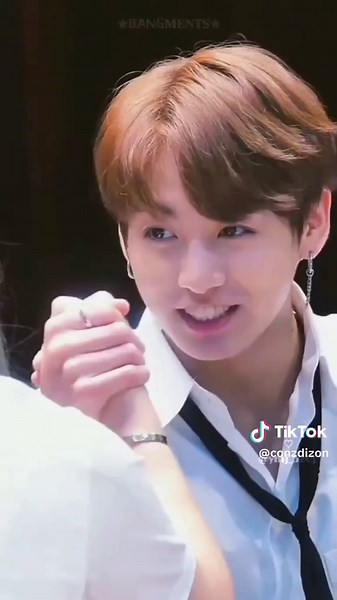 BTS Fansign Moments: Heartwarming Encounters & Surprises