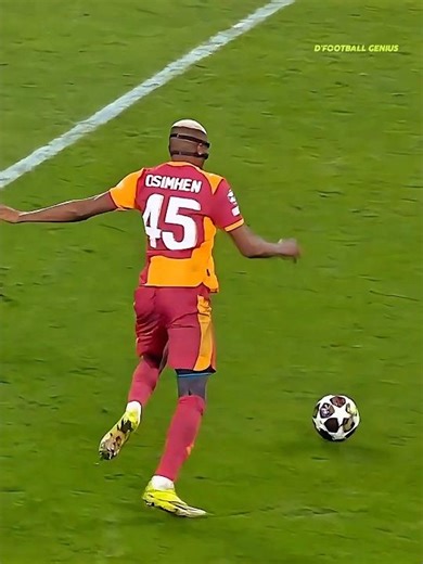 When Osimhen became the hero 🥶