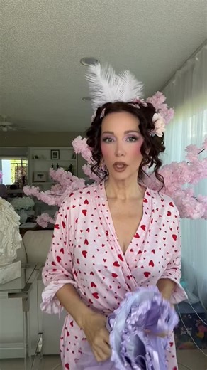 25 reactions | #halloween #halloweencostume #thevillagesflorida #swissgirlfl | Pascale Headley | Facebook