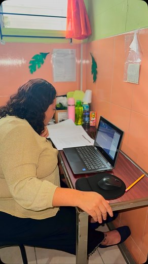 ¡Así vivimos nuestra Escuela de Educación Familiar en modalidad virtual! 💻✨ El tema: “El manejo del estrés” 🧠💆‍♀️ Gracias a todas las madres, padres y referentes que se conectaron y fueron parte de esta nueva experiencia. ¡Seguimos creciendo juntos! 🌱❤️ #EducaciónFamiliar #CreciendoJuntos #ManejoDelEstrés #FamiliaYEscuela | Complejo Educativo Católico "Luisa de Marillac"