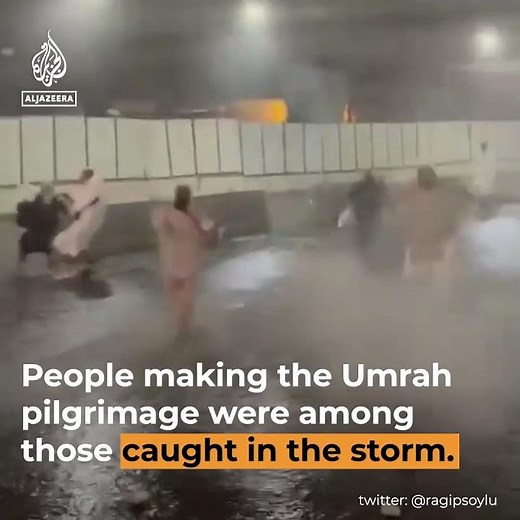 Lightning strikes Mecca clock tower as storm causes chaos