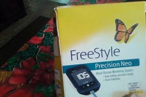 FreeStyle Precision Neo Blood Glucose Monitoring System