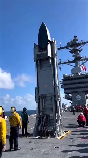 A supersonic aircraft launches from the carrier’s deck in a thunderous burst of power, catapulting forward as flames roar from its engines. 🚢✈️🔥 In seconds, it rockets down the runway and blasts into the sky with astonishing acceleration, tearing through the air and leaving streaks of white vapor behind — a breathtaking display of speed, precision, and naval air dominance. #viralreel #navy #aircraftcarrier #supersonic #fighterjet #airpower #militaryaviation