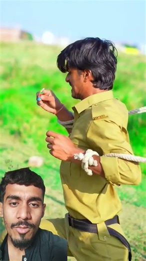 Introducing the "VitaWear SmartBand," a next-generation wearable gadget🎉