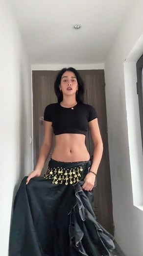 Beautiful Liar Dance Tutorial in Black | Exciting Bendy Dance Moves