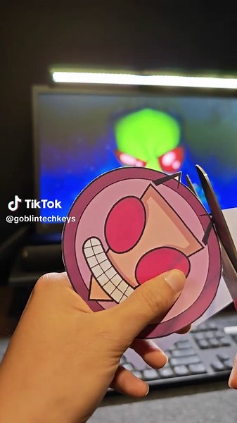 Custom Keycap Creation for Gamers and Fans