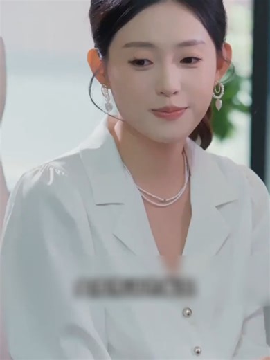 Su jefe era su novio virtual en películas españolas