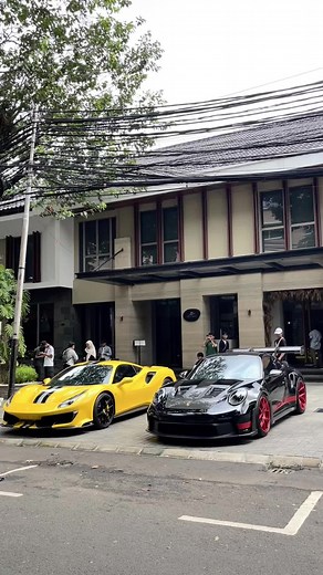 Porsche 911 GT3 RS vs Ferrari 488 Pista: Which is Better?