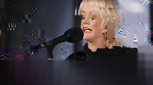 Ahead of their show at First Avenue in Minneapolis, Australian punk-rock band Amyl and The Sniffers visited The Current studio for a session hosted by Mac Wilson. Songs played 00:00:00 Gacked on Anger 00:01:58 Maggot 00:04:49 Guided By Angels | The Current