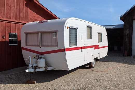 No Reserve: 1960 Ken-Craft Travel Trailer