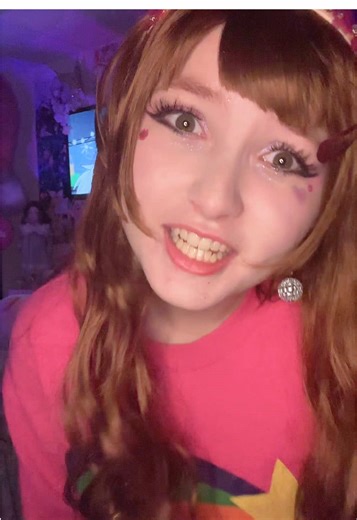 #MABELPINES 🦄🫧🪠🐷🩷🎉🧸🧚🏻‍♀️🌈🌲🪩🛼🎨🎤🍉💿🎀|| #mabel #mabelpines #mabelpinescosplay #gravityfalls #gravityfallscosplay #cosplay #cosplayer #cartoonnetwork #dipper #dipperpines #billcipher #mabelcosplay #grunklestan #gravityfallsmabel #silly #art #creative #waddles #waddlesgravityfalls #braces #funmakeup #kidcore #foryou #fyp #foryoupage #viral #summer #scrapbook #kawaii #cute #cuteaccessories #meow #idk #awesomesauce #glitter #mlp #mabelpinesgravityfalls #mabelgravityfalls #mabeledit #gr