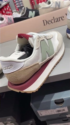 New Balance 237 (Sea Salt/ Garter Snake)