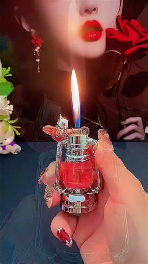 🔥 Amazing Blue Flame Lantern Lighter Test#VintageLighter #LanternLighter #BlueFlame #UniqueLighter