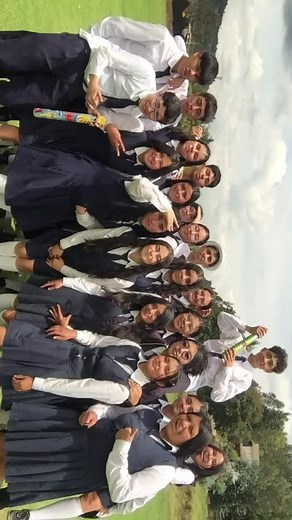 11-B 🎓❤️#fyp #prom25 #chaquetaprom #paratii #colegios