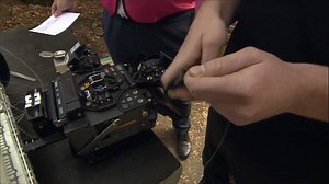 5.7K views · 67 reactions | Das Glasfasernetz der Telekom ist die Grundlage für Hochleistung im Festnetz und im Mobilfunk. Das Unternehmen hat nun in Aegidienberg in NRW den 500.000sten Glasfaser-Kilometer verlegt. Bei unserem Netzetag in Berlin konnten eingeladene Journalisten und Blogger das live verfolgen. ^karim | Deutsche Telekom | Facebook