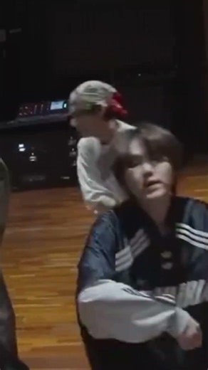 BTS '2.0' Dance Practice 김태형 [V] fancam