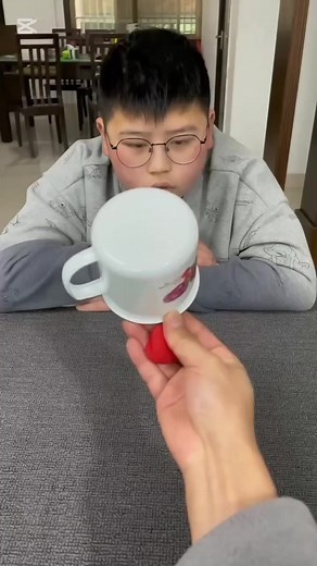 Magic tricks 🤣 | Lattice Media