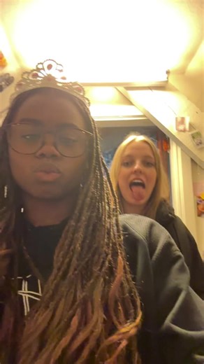 the charlotte to my tiana💚#nationalbestfriendsday @emmatje love you always and forever XOXO