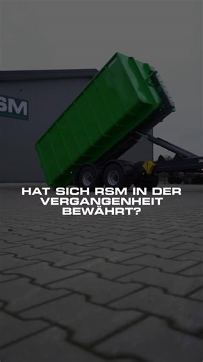 RSM · Hakenlift · Container on Instagram: "Innovationen mit Bestand 😂 #rsm #fahrzeugbau #hakenlift #hakenliftanhänger #kipper #wechselsystemkipper #containerbau #abrollcontainer #absetzcontainer #uboxx #hochleistungscontainer #bestbody #hardox #abrollmulde #abrollpritsche #abroller #landwirtschaft #landwirt #trecker #schlepper #abbruch #recycling #tiefbau #erdbau #reken"