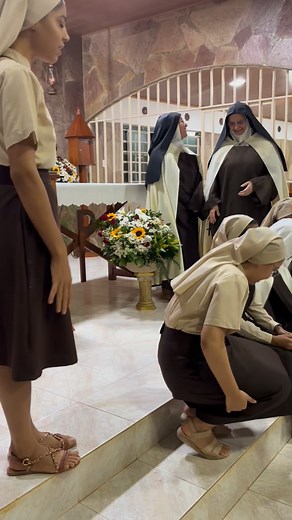 62K views · 370 reactions | Os bastidores do dia das fotos para a ACI DIGITAL 癩✨ | Carmelo Santa Edith Stein | Facebook