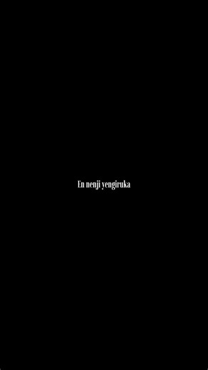 Unna thaana paathuka🫠🤍✨#whatsapp_status #lyricvideo #dude #oorumblood #trendingtamil #love #தமிழ்