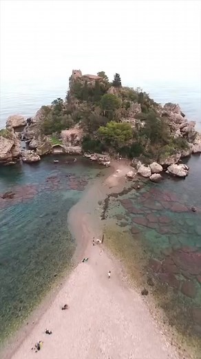 3.6K views · 164 reactions | ISOLA BELLA,Taormina❣️ Pio Andrea Peri | Sicilia OGGI | Facebook