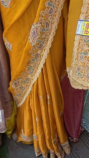 Num order 8445812526 Solanki vastra bhandar #saree #fashion #viaral