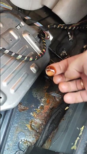 Mercedes Benz E w211 passenger SAM module and Automatic Transmission module location 😱👀✔