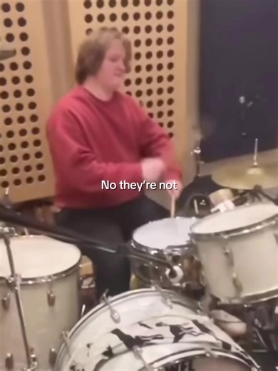 #CapCut they’re not just singers the mean the absolute world to me especially lewis capaldi #foryoupage #fyp #lewiscapaldifan #lewiscapaldi @Lewis Capaldi @CAPALDI HQ @Isabel