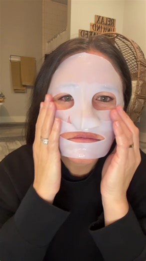 Melted my stress (and dull skin) away in 10 minutes 🧖‍♀️✨ This TonyMoly Mask Melt is packed with PDRN hyaluronic acid, and yes… you can sleep in it for that glass skin glow 💦✨ Officially a forever part of my self-care routine 💕 #TonyMoly #MaskMelt #GlassSkin #SkincareTok #HydratedGlow