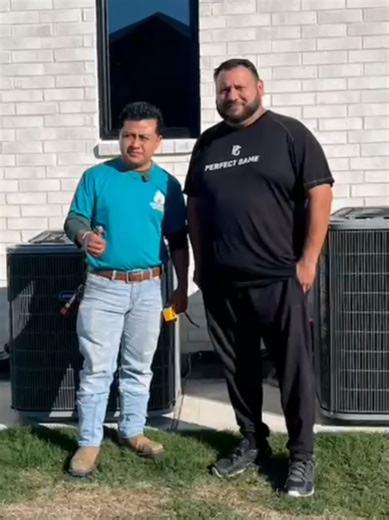 Tu sistema HVAC en manos profesionales; residencial, comercial e industrial. Cubrimos Houston y alrededores. 📲 1 (281) 200-5133. 💁🏻‍♂️ Ofrecemos estimados gratis. 🤯 Contamos con los mejores planes de financiamiento del mercado. 🗓 ¿Agendamos una visita?. #houston #houstontiktok #hvac #Houston #houstontexas