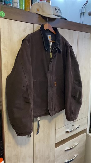 "Carhartt J22 DKB" Artic Jacket. Fit: Boxy 🧤 ""JACKETS AND WINTER"" #...