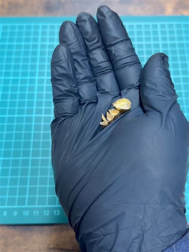 ヤフオクで金歯を溶かして売るのは儲かる？