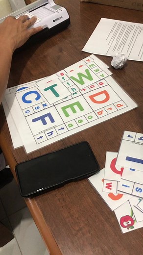 3.4K views · 70 reactions | Occupational Therapy Activity Idea ✅Bilateral Coordination ✅hand Strength ✅ Improve Visual Perceptual Skills #autismawareness #fbreelsvideo #autismfamily #autismawareness #autism #toddleractivities #toddlerlife #autismacceptance #fbreels | Ausome Life | Facebook