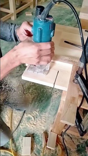 Precision Woodworking Using a Handheld Palm Router for Clean Edges