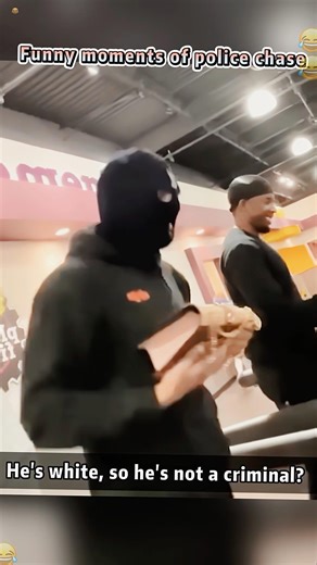 Funny cop moments🤣🤣 Bro, reality isn’t GTA🤣🤣 #funny #cops #police #fail #foryou #prank #haha