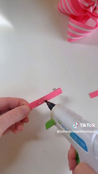 Twisted Boutique bow #diybow #hairbows #bowtutorial #hairbowdiy #ribbonbows