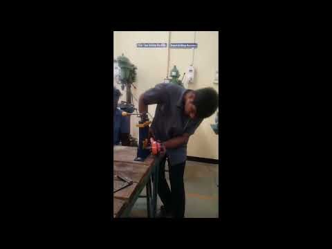 Demonstration of External thread on PVC Pipe