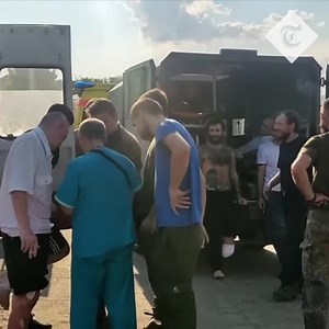 🇺🇦 144 Ukrainian soldiers have been freed in Kyiv's "largest" prisoner swap with Moscow since the beginning of the war https://www.telegraph.co.uk/tennis/2022/06/30/wimbledon-2022-live-rafael-nadal-score-results-highlights-today/ | The Telegraph