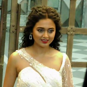 142K views · 10K reactions | Naagin 6 Fame Tejasswi Prakash Spotted at lock upp finale, said Karan Kundrra is best jailer. Watch the video to know more #tejasswiprakash #karankundrra #lockupp #Lockuppfinale #KanganaRanaut #Lehren | Lehren | Facebook