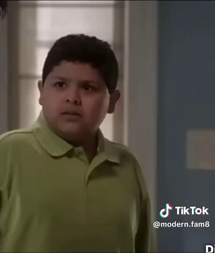 Modern Family Bloopers & Funny Moments