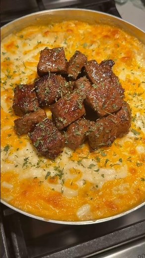 The Ultimate Mac & Cheese Steak Bites