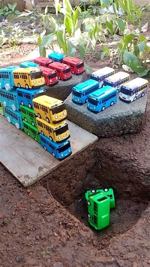 bus Tayo& friends 🌈🚌🚌 #automobile#shorts part11