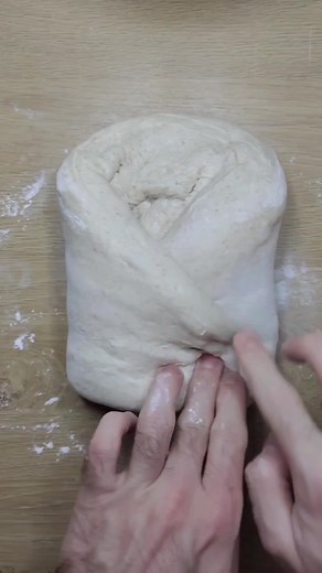 Domowy chleb na zakwasie - przepis i porady